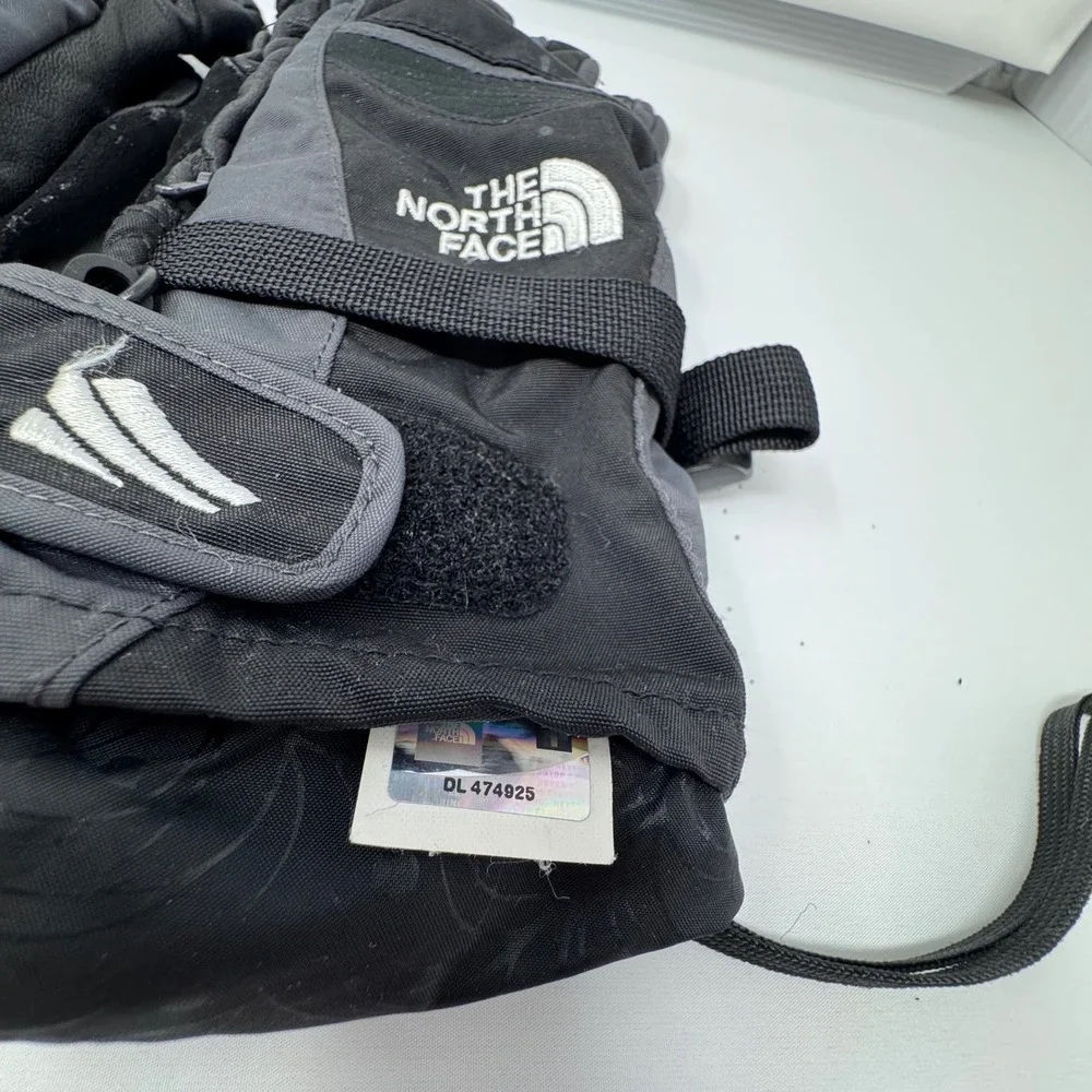 The North Face HyVent Banshee Gloves Mens Large Black Grey Insulated Winter Ski